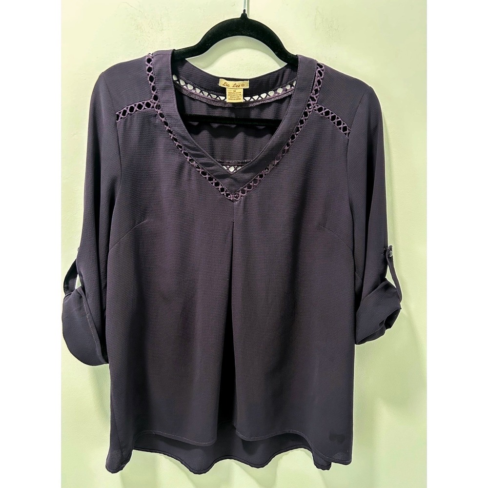 Lia Lee Women Purple Roll Tab Sleeve V-Neck Lattice Trim Blouse Size M 83161-M